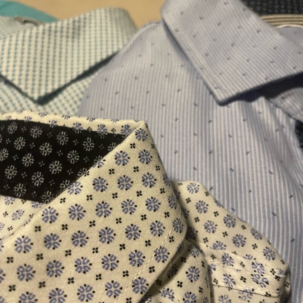 Alex Vando Microfiber Wrinke Free Button Down Shirts Large Set of Three EUC - Picture 9 of 9